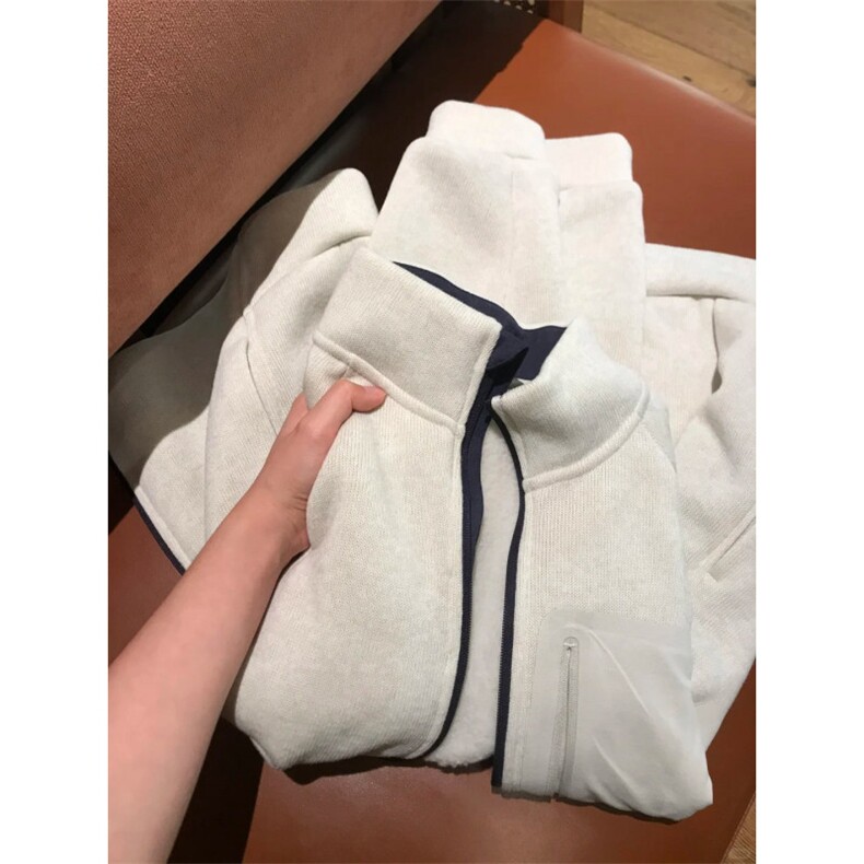 针织拉链夹克外套1302-GS10-P75  成分100聚酯纤维图片