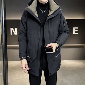8879 P240冬季羽绒服新品男士冲风衣连帽长款 卷后控328图片