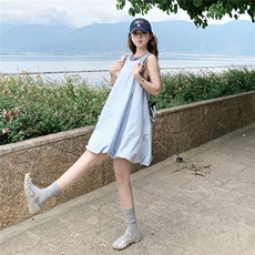 【现货】2026夏季蓝色减龄无袖撞色显瘦花苞连衣裙P135-K200，女装连衣裙，网红馆