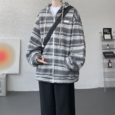 灰色