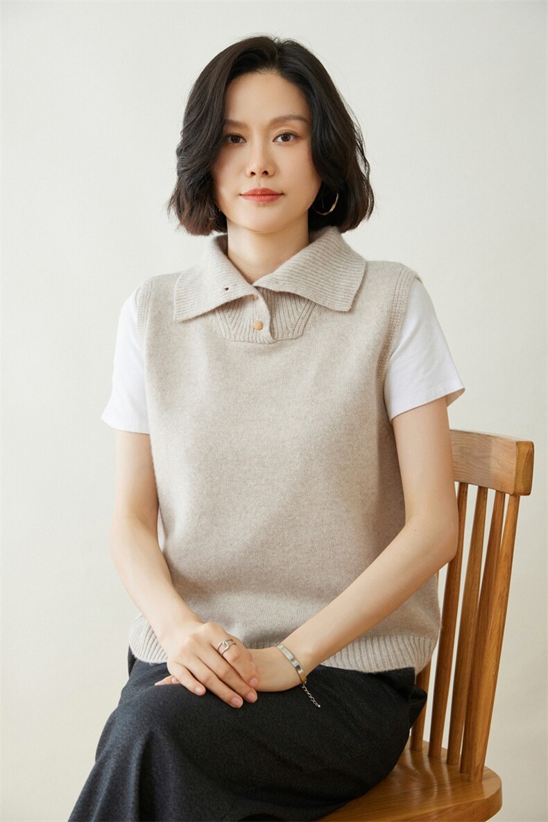 时尚高领羊绒马甲女款简约百搭显瘦无袖背心优雅气质秋冬必备单品,女装马甲,迎冬羊绒