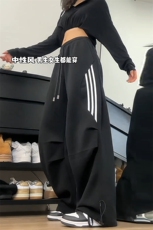 特批P30无差价秋季抖音字母印花拖地裤中性大码宽松卫裤K1976，男装休闲裤，电商A001