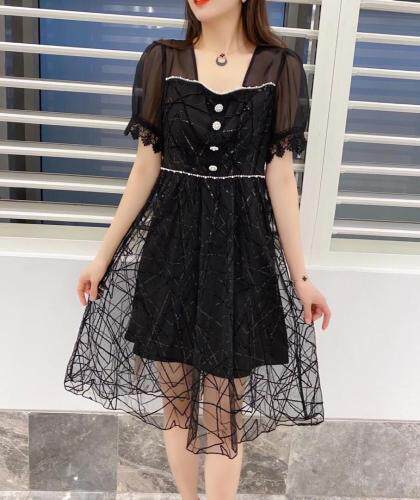 现货重工蕾丝仙气手工串珠连衣裙，女装连衣裙，艾蔚儿