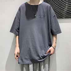 灰色