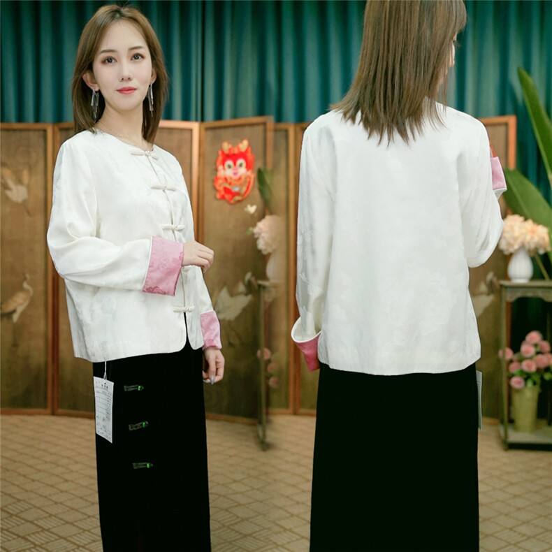 现货2024春季新款简约刺绣盘扣衬衫新中式穿搭上衣B012，女装衬衫，非你不可新中式