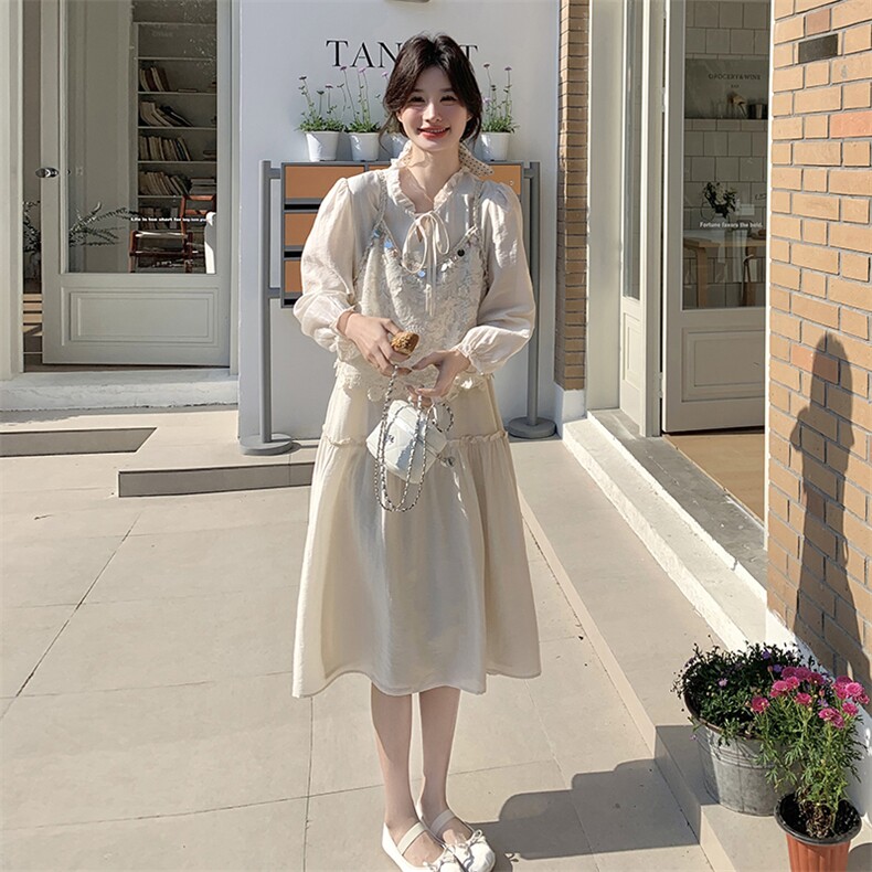 超火好看蓝色V领连衣裙女春秋2025新款绝美漂亮吊带鱼尾裙两件套,女装套装/套裙,2C217