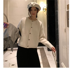 秋冬新款女圆领短款纯色韩版毛衣外套显瘦羊毛开衫，女装羊毛衫，思途羊绒