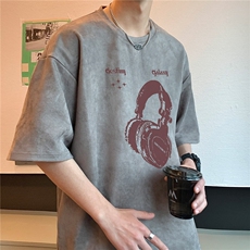深灰色