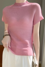高级感压皱三宅上衣半高领短袖t恤女宽松夏肌理感打底衫弹力背心，女装T恤，昭美羊绒