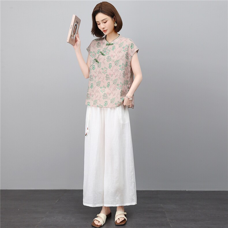 时尚夏季薄款2026新款苎麻大方得体低圆领刺绣优雅范上衣,女装套装/套裙,江忆布依