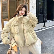 针织拼接杏色泡芙羽绒服女冬2025年超火好看高级小众短款加厚外套，女装羽绒服，2C093