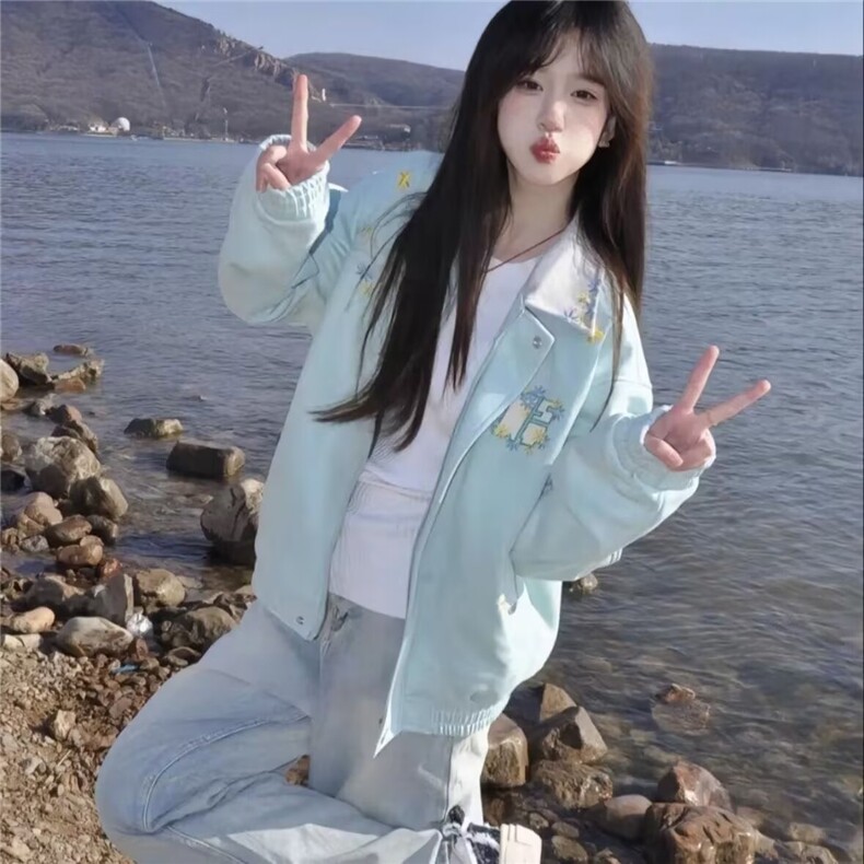 wx101-P70秋季浅蓝色小花刺绣外套女2025新款美式复古百搭,女装短外套,电商B323A