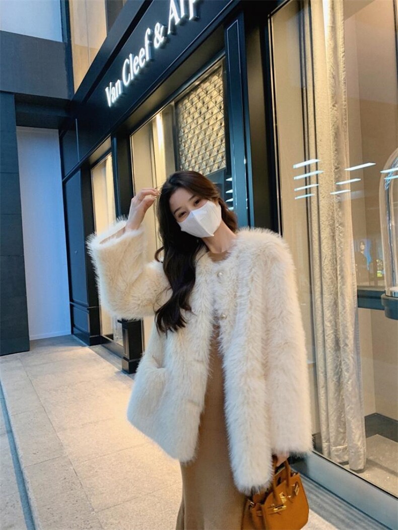 高档仿皮草外套毛毛外套，女装皮草，M.W 嫚维