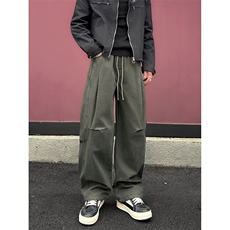 卡其色