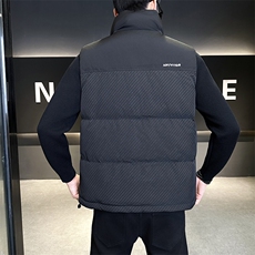 新款男士拼色羽绒服马甲白鸭绒标90绒309B-3-9856-P108，男装羽绒服，星座1409-3