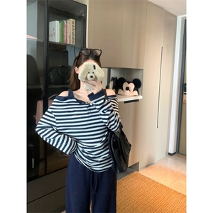 秋季甜辣妹条纹露肩长袖T恤女设计感修身显瘦独特别致漂亮上衣潮