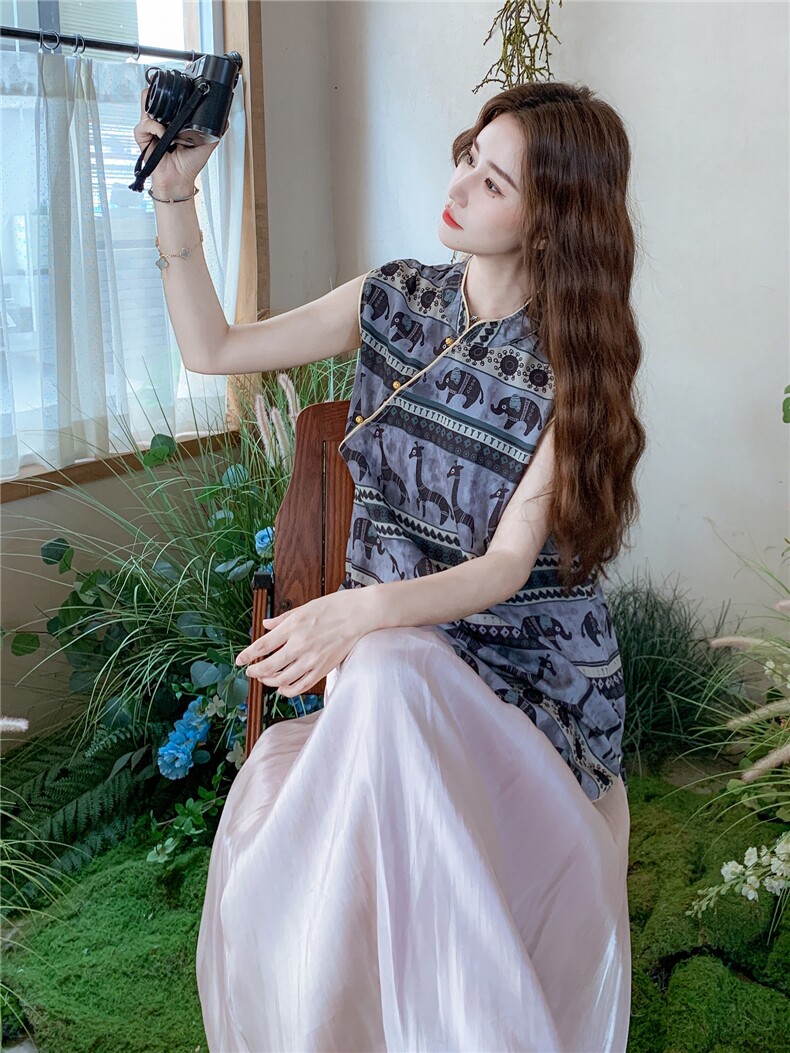 法式复古民族风印花背心套装女2025夏季新款时尚休闲半身裙两件套,女装套装/套裙,秋水欣儿