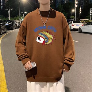 墨绿色