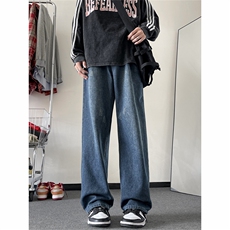 蓝色