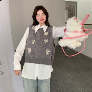 时尚设计感立体花朵针织马甲套装女2025春季小个子气质衬衫两件套图片