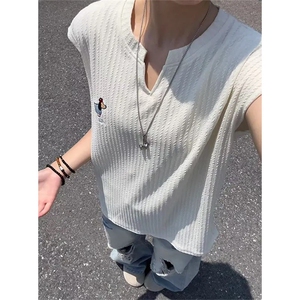 刺绣腊肠狗肌理感坎肩背心男夏季凉感透气无袖T恤v领汗衫 TZ116图片