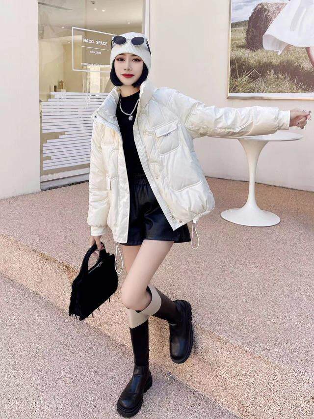 [现货]休闲羽绒服、四色、两个尺码，女装羽绒服，依柏璐(1F)