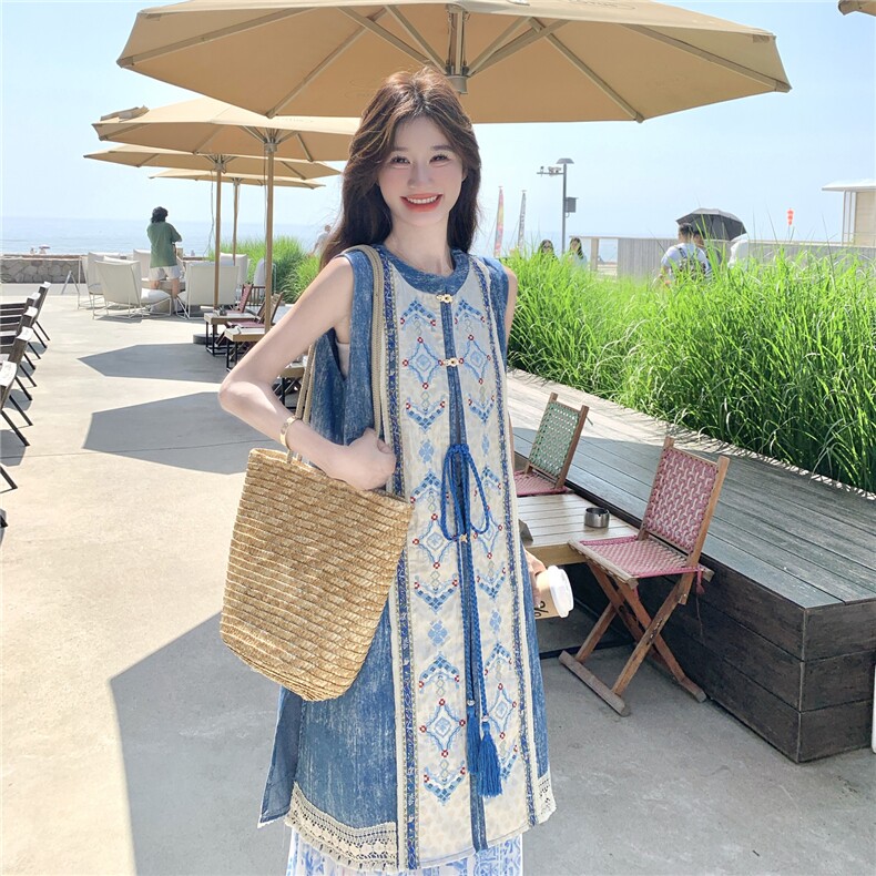 轻国风复古刺绣套装女2025夏新款小众设计感拼色马甲半身裙两件套,女装套装/套裙,2C133