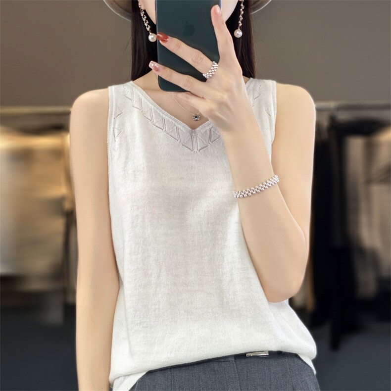 时尚V领镂空针织背心女夏季新款修身显瘦无袖打底衫内搭上衣,女装背心吊带,大美人高端店