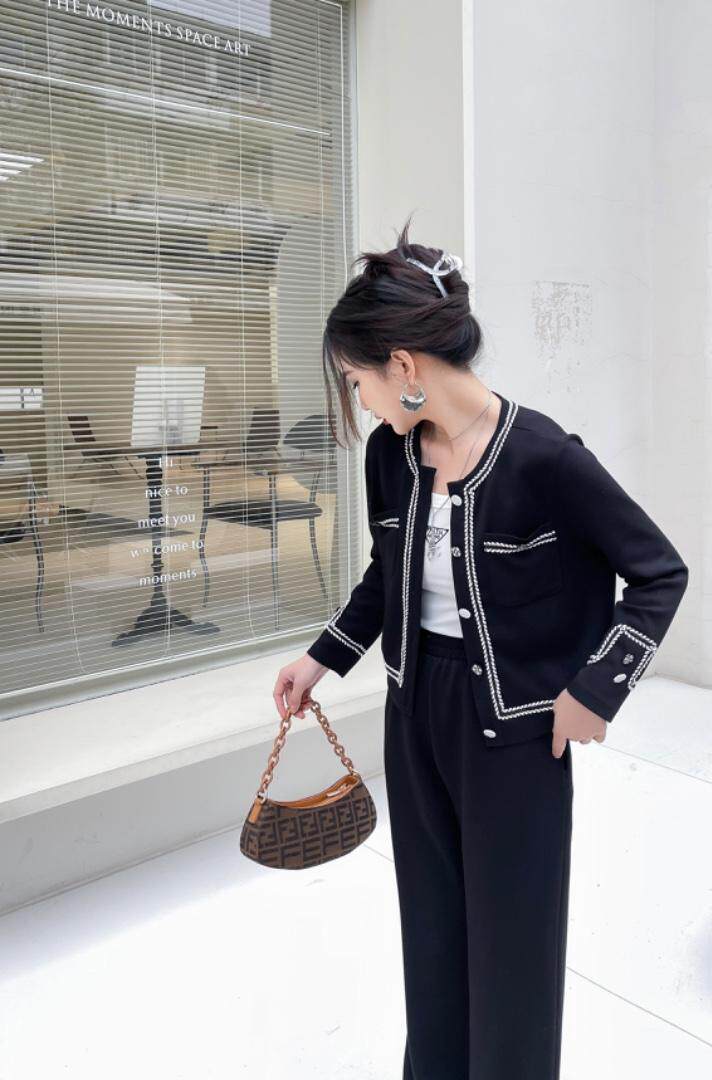 2023年小香套裙，其它，贻思茗