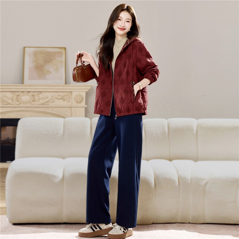长期现货妈妈春秋早冬夹棉服时尚格子连帽外套短中老年两件套装女,女装套装/套裙,璐依舞