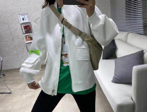 2??0??2??1??春款全面煥新??，女装，AMG