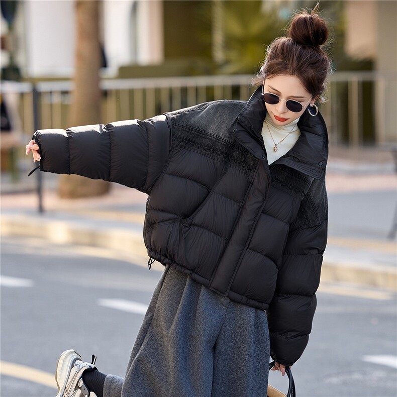 2026冬季新款韩版宽松立领牛仔拼接90白鸭绒羽绒服女短款面包服,女装羽绒服,美沁
