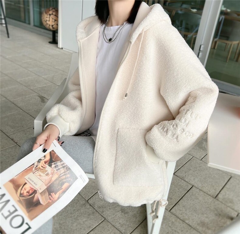 休闲皮毛一体，其它，莲佳妮