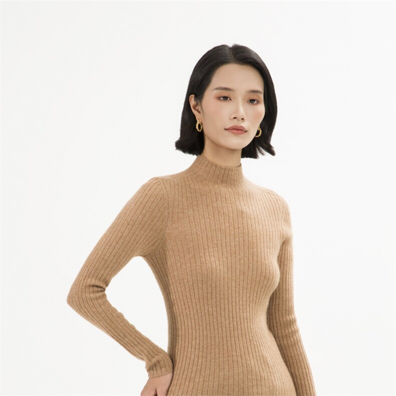 2024年秋冬新款女金丝轻松穿出高级感一线成衣修身打底衫百搭通勤,女装羊绒衫,巾兮羊绒