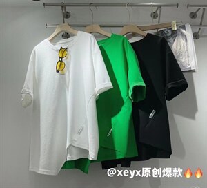 简约风百搭神T图片
