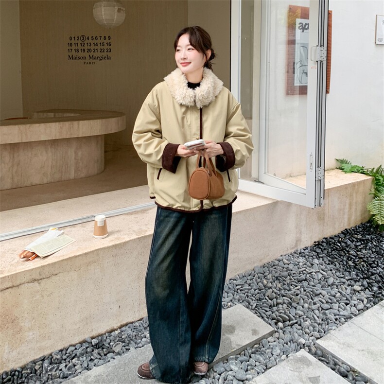 韩系复古羊羔毛大翻领派克服女冬季宽松保暖外套卡其色加厚羽绒服,女装羽绒服,维壹