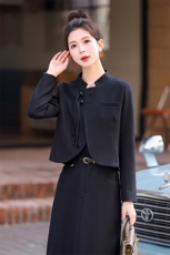 新中式国风西装外套女春装2025新款超火爆款小个子高级感唐装短款，女装短外套，姿衣坊