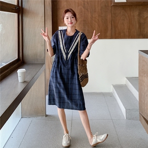 超好看2025夏季新款时尚百搭圆领短袖格子连衣裙女收腰显瘦中长裙图片