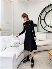 2021年秋季新款时尚套装，女装套装/套裙，圣伊敏