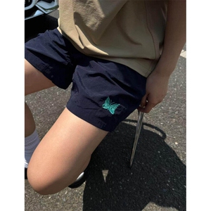 紫色蝴蝶运动短裤男款夏日泰式多巴胺穿搭速干裤子刺绣美式沙滩裤图片