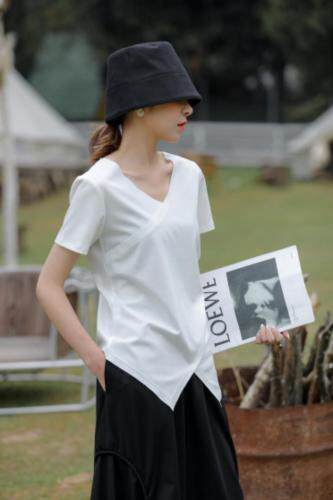 简约时尚风格，女装，赛蝶衣社