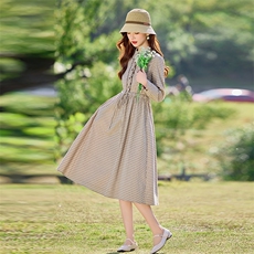 高端纯棉长袖连衣裙中长款2026新款女春秋洋气减龄显瘦格子衬衫裙，女装连衣裙，水衣源