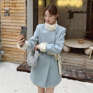 蓝色撞色毛呢外套女冬2025新款高级设计感收腰显瘦中长款呢子大衣,览巧通勤穿搭图片
