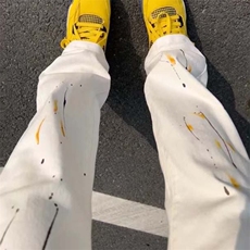 白色