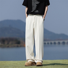 卡其色