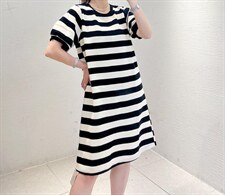 夏季新款，针织条纹连衣裙，女装连衣裙，唯她