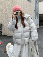 现货甜美泡芙感羽绒服外套女冬季新款韩系连帽加厚白鸭绒面包服，女装羽绒服，韩然一族