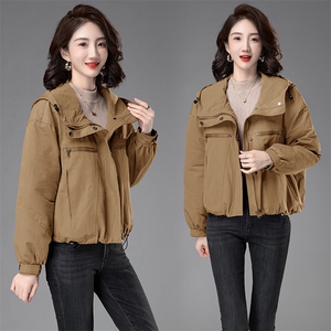时尚保暖女士棉服外套 休闲短款加厚冲锋衣图片