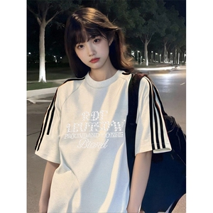 抖音得物高品质二开240克宽松纯棉美式潮牌三条杠织带短袖T恤图片