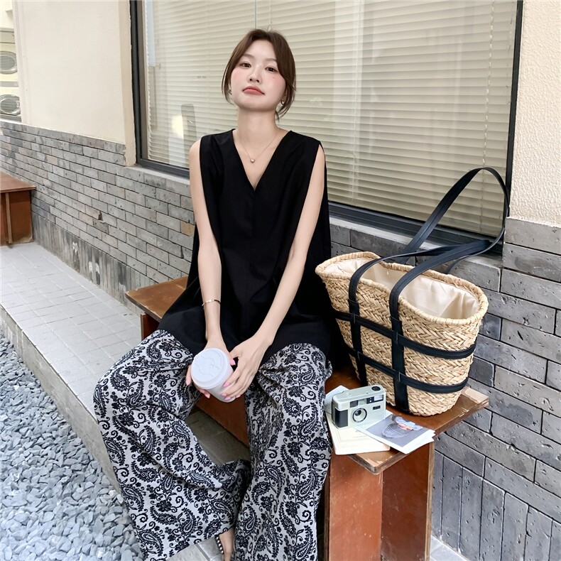 韩系搭配一整套女2025夏季新款时尚气质V领无袖上衣阔腿裤两件套,女装套装/套裙,2C262